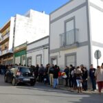 Sul Informação - Livros esgotaram em menos de duas horas na antiga Livraria Simões [com vídeos e fotos]