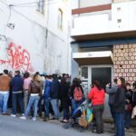 Sul Informação - Livros esgotaram em menos de duas horas na antiga Livraria Simões [com vídeos e fotos]