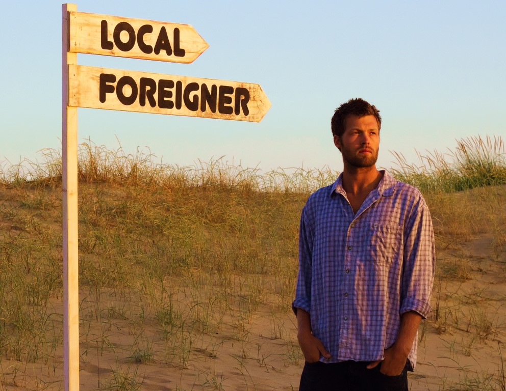 Sul Informação - Primeiro álbum do “algarvio” Jack Golds é como ele: um “Local Foreigner”