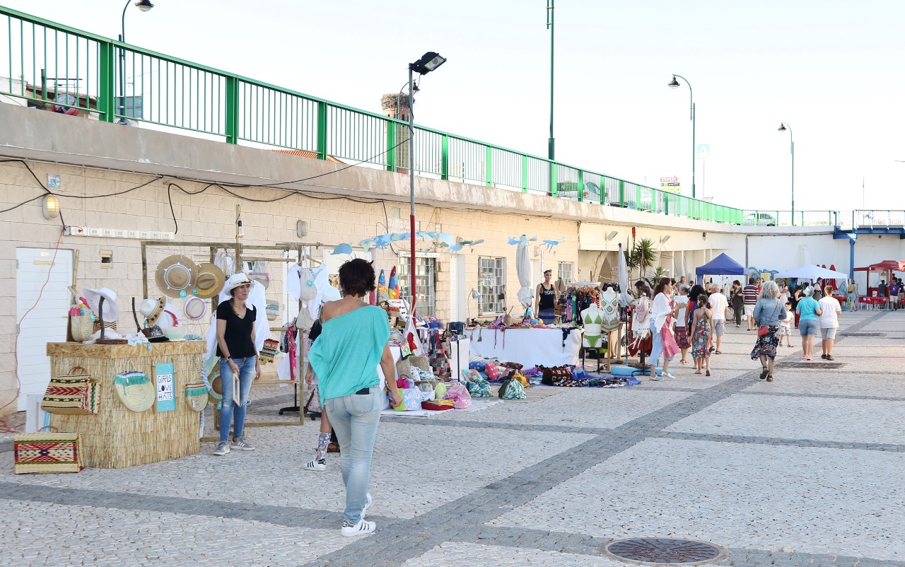 Sul Informação - Lota Cool Market está a levar festa do street food, do artesanato e dos produtos gourmet a Portimão