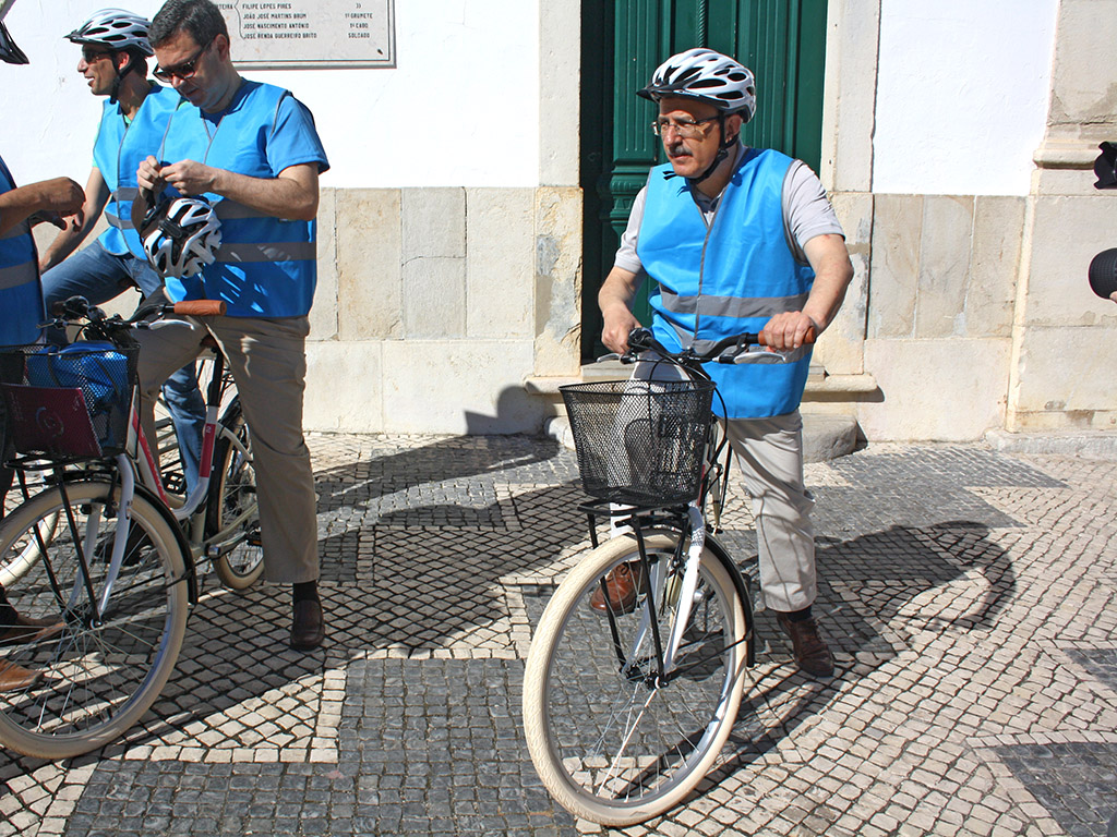 Sul Informação - Câmara quer louletanos a andar de bicicleta e vai dar o exemplo