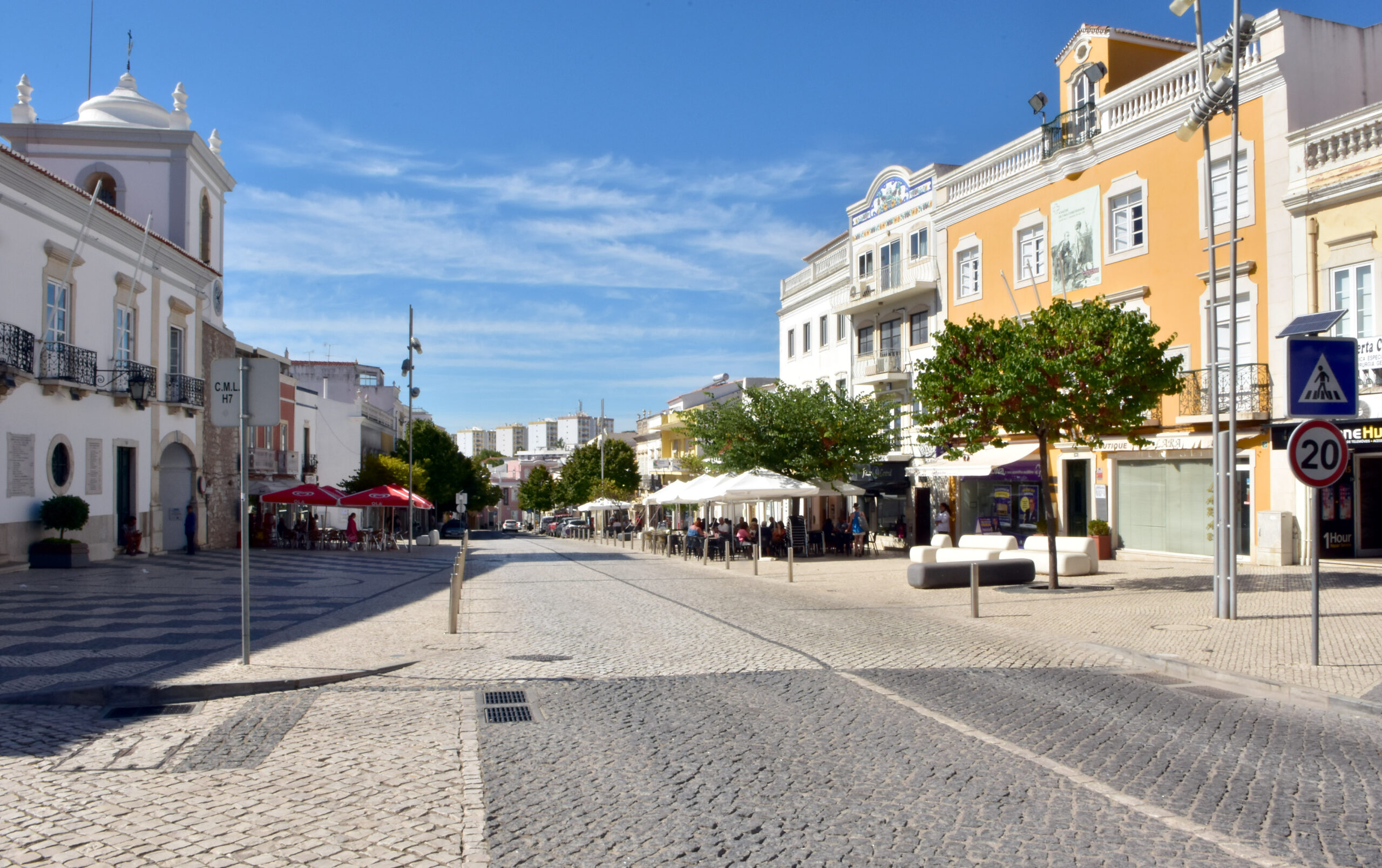 Sul Informação - Loulé fecha trânsito na Praça da República aos fins de semana