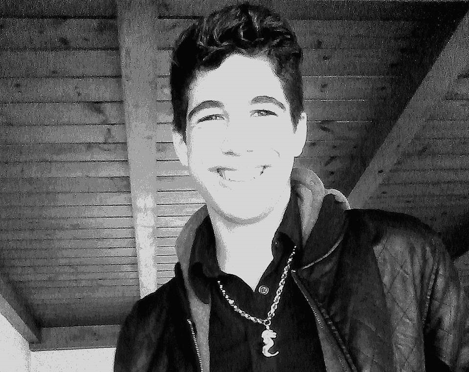Sul Informação - Albufeira de luto por Lucas Leote, morto a tiro à porta do Lick