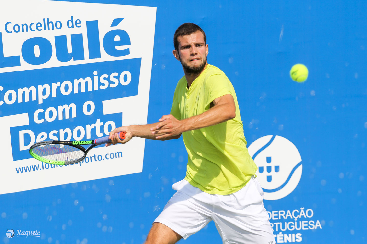 Sul Informação - Ténis: Luís Faria segue em frente no Loulé Open