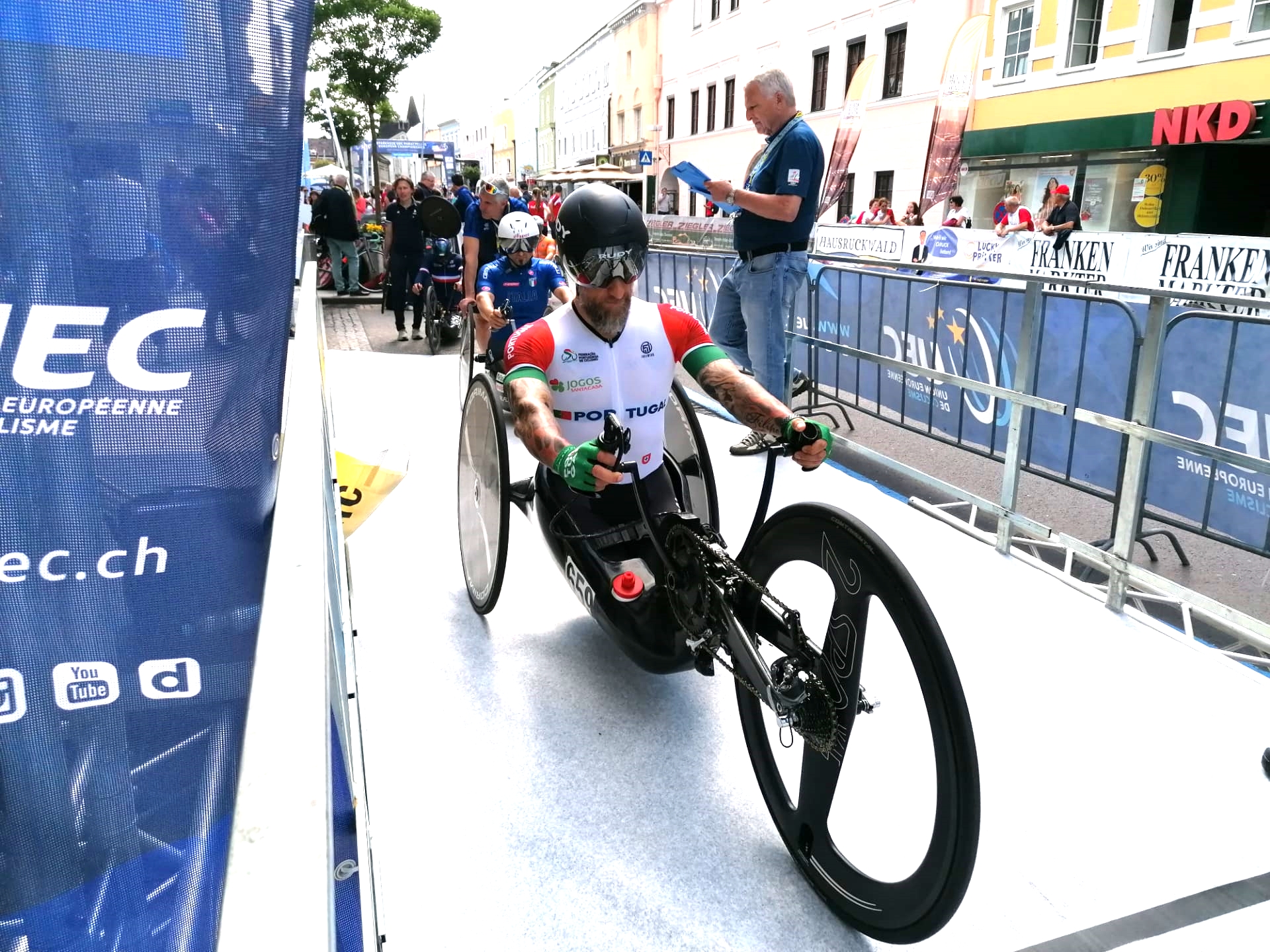 Sul Informação - Luís Costa ficou a segundos da medalha de bronze no Europeu de Paraciclismo