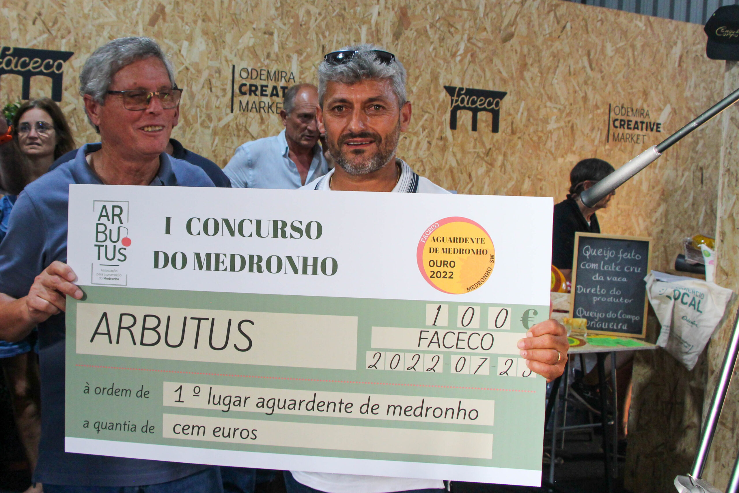Sul Informação - Pela primeira vez premiou-se medronho na FACECO e o Monte Vale Doja foi o vencedor