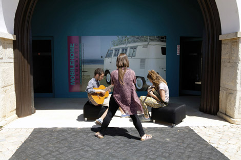 Sul Informação - Mobilhome promove curso prático de arte contemporânea para finalistas do Secundário