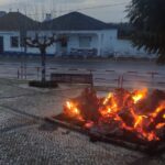 Sul Informação - Alcácer do Sal: Madeiro de Natal volta a aquecer a aldeia de Santa Ana [com fotos]