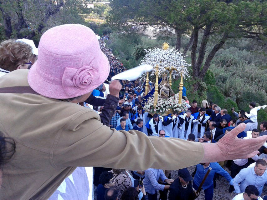 Sul Informação - Vídeo e Fotos: Mãe Soberana voltou à sua Ermida em Loulé