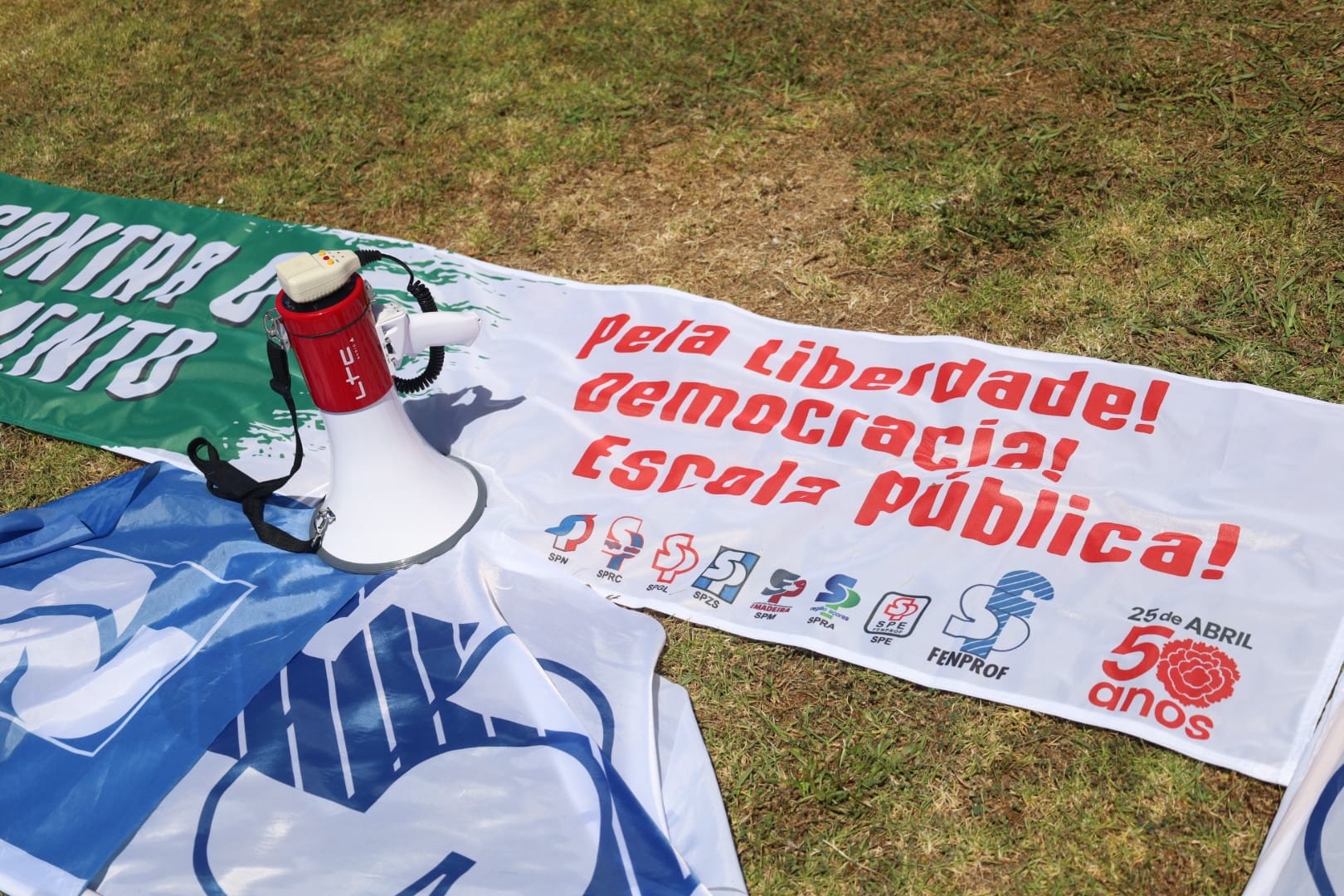 Sul Informação - Trabalhadores manifestaram-se em Faro para assinalar o 1º de Maio