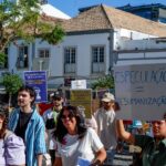 Sul Informação - Manifestantes saem à rua no Algarve para exigir casa para viver