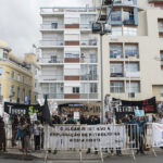 Sul Informação - Manifestantes e até cegonhas anti-petróleo esperaram o ministro do Ambiente e esperaram e esperaram…