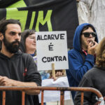 Sul Informação - Manifestantes e até cegonhas anti-petróleo esperaram o ministro do Ambiente e esperaram e esperaram…