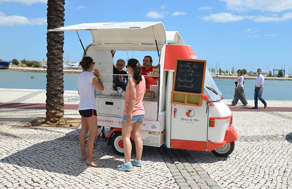 Sul Informação - Lambreta de street food é a novidade da Maria do Mar para o Verão