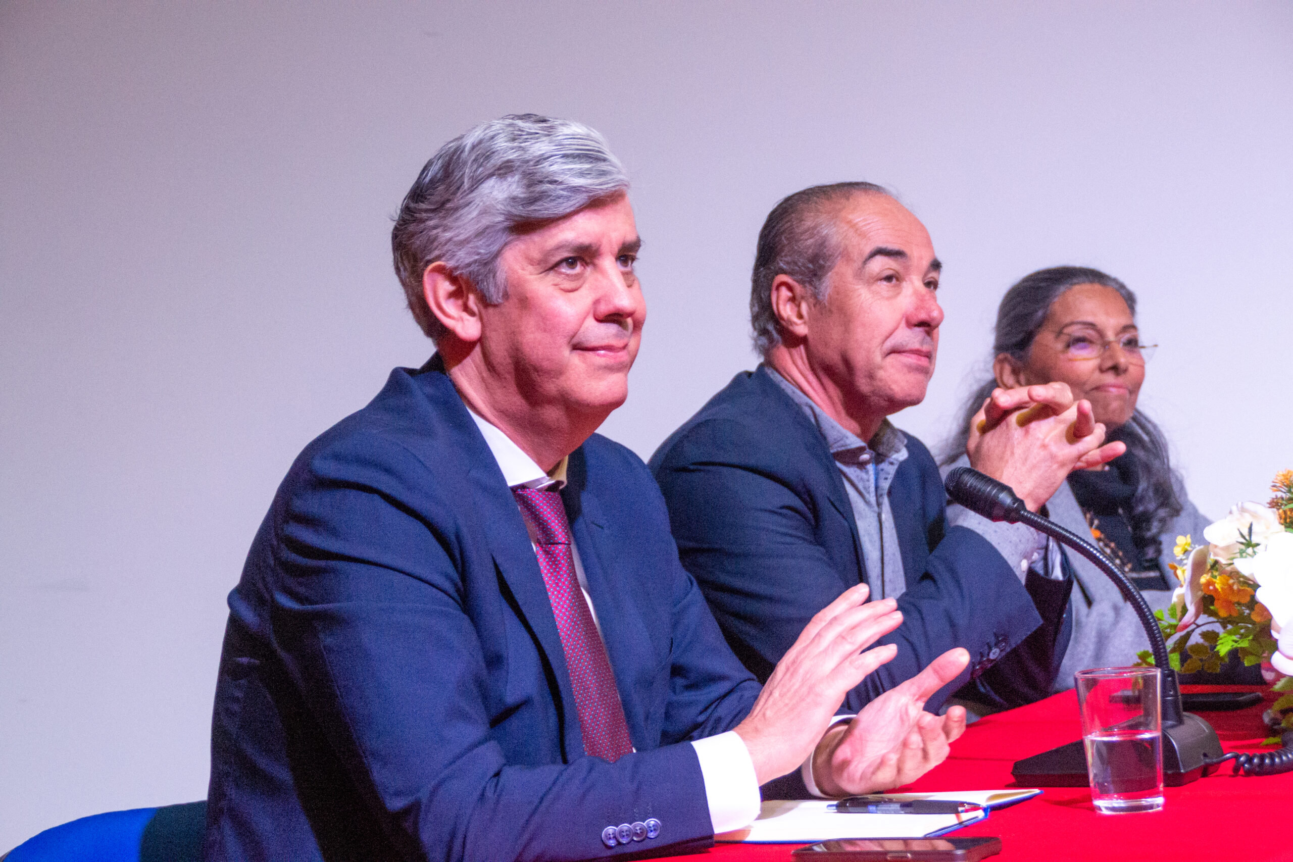 Sul Informação - Mário Centeno, dos golos em Vila Real de Santo António à aula de economia em Faro