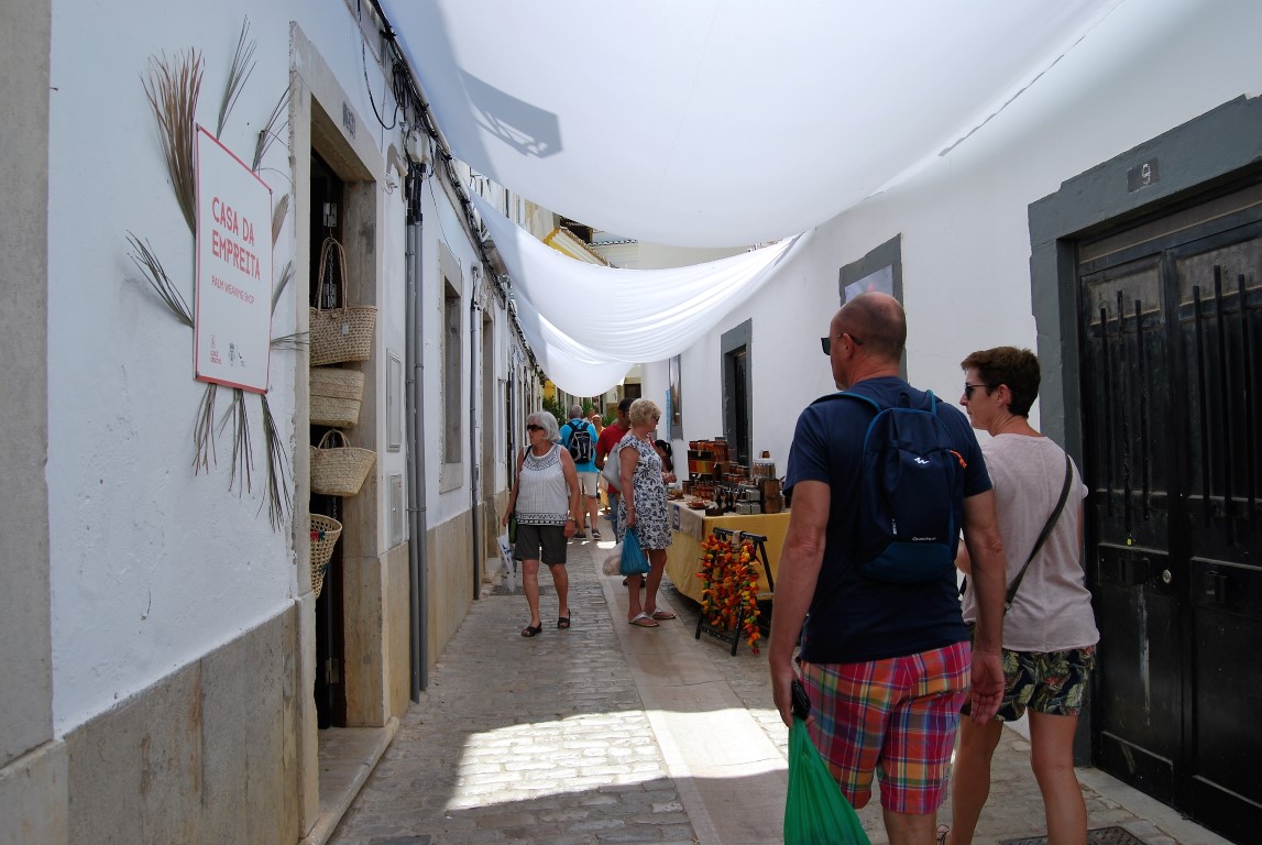 Sul Informação - Mercadinho de Outono com recinto mais alargado anima sábados em Loulé
