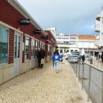 Sul Informação - Milhos aferventados, figos secos e até um cachorro no “novo” Mercado de Messines