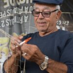 Sul Informação - O mestre das agulhas que continua a sua arte aos 75 anos