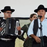 Sul Informação - Fotogaleria: Raízes da Mexilhoeira Grande mostraram-se no largo da vila