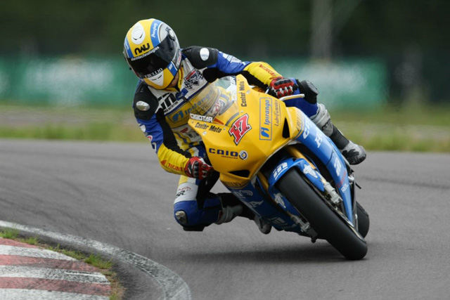 Sul Informação - Miguel Praia garante pódio em corrida de Moto 1000GP no Brasil
