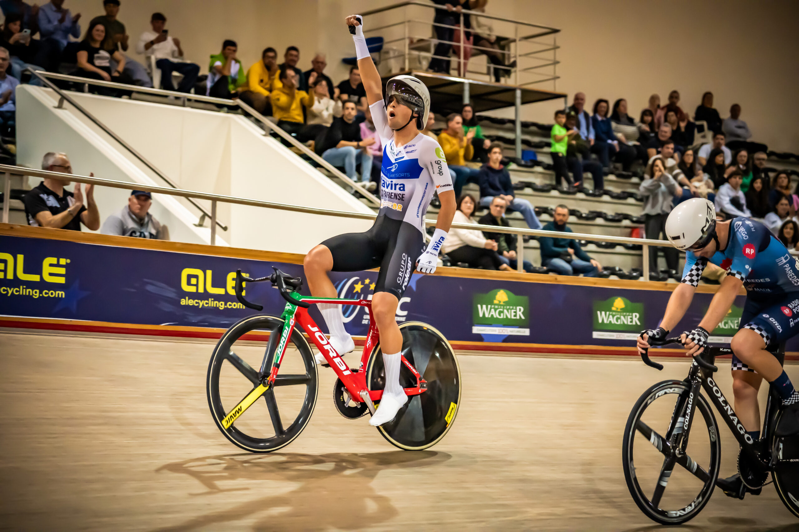 Sul Informação - Ciclista do Tavira/Farense Miguel Salgueiro destaca-se em prova internacional de pista