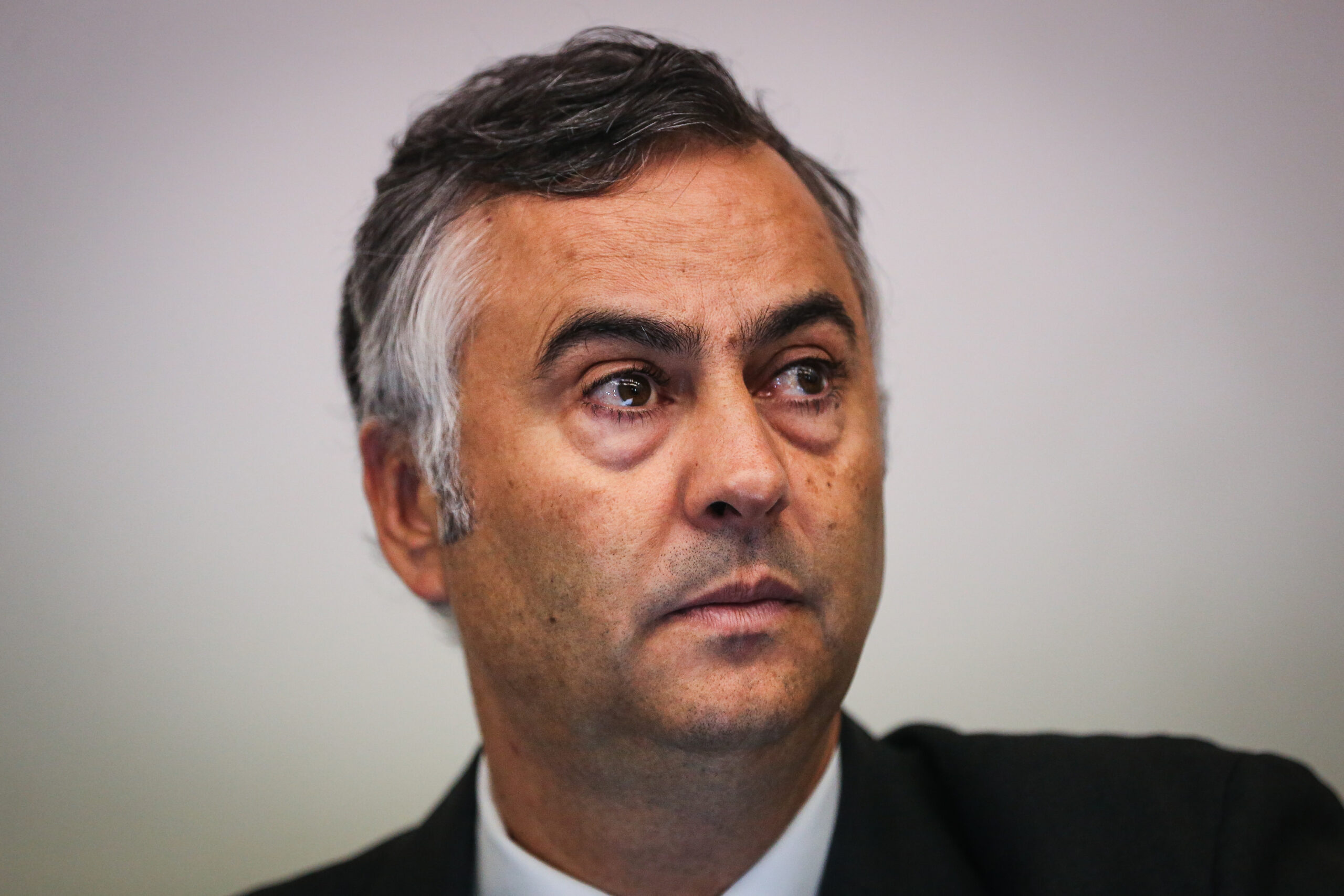 Sul Informação - Ministro da Educação diz que há “mais de 200 mil alunos” ainda sem aulas