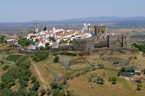Sul Informação - Dia Internacional dos Monumentos e Sítios assinalado na vila medieval de Monsaraz