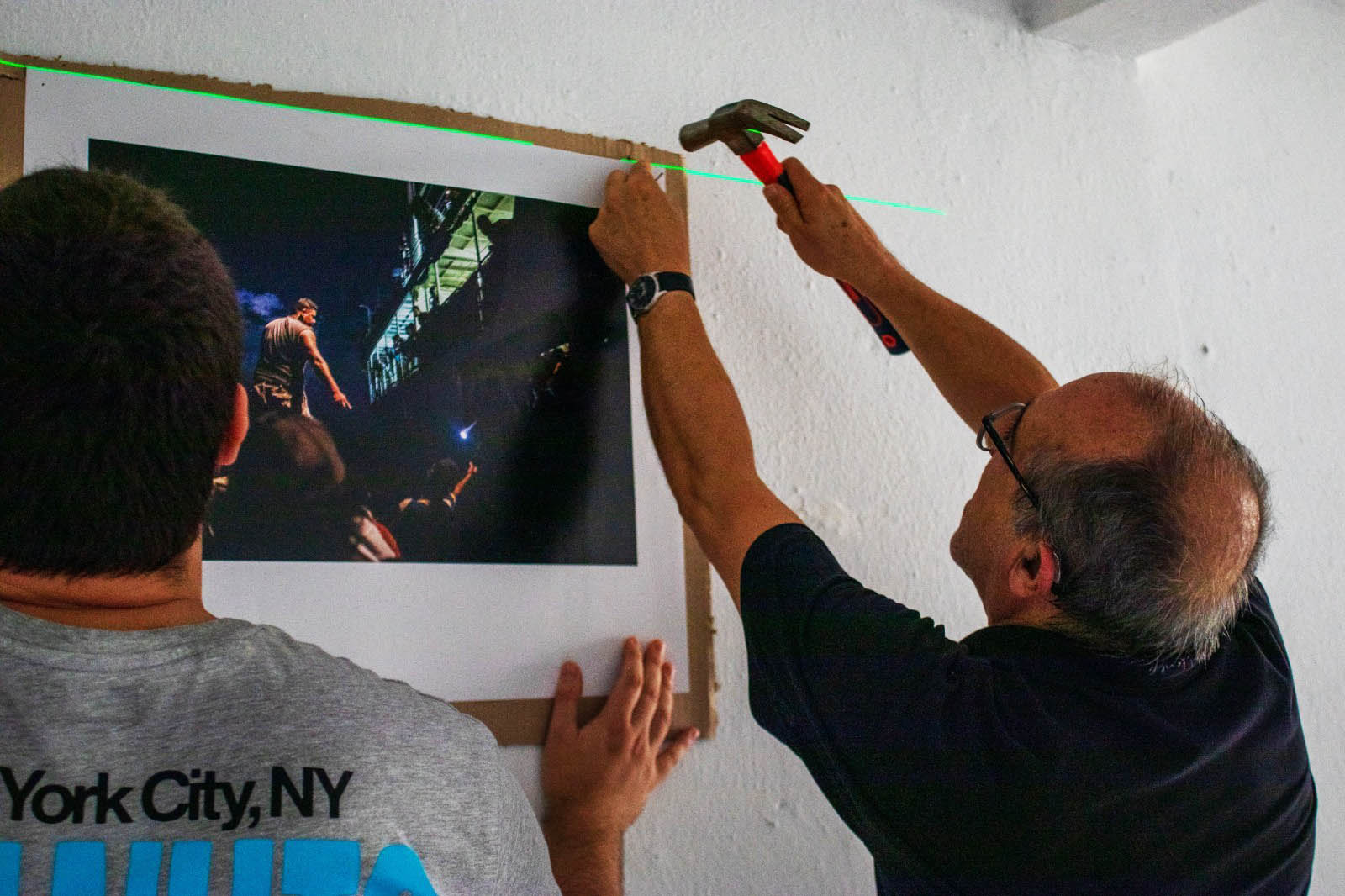 Sul Informação - Exposições da Mostra de Fotografia de Faro já estão a ser montadas