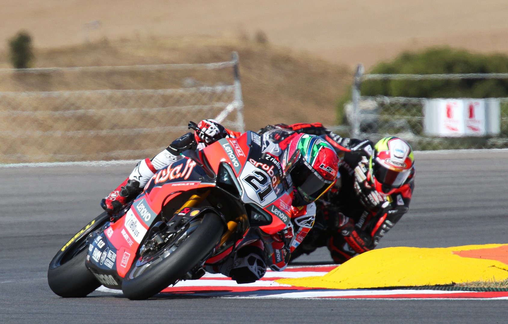 Sul Informação - Razgatlioglu foi o mais rápido na primeira corrida do mundial de Superbike no AIA