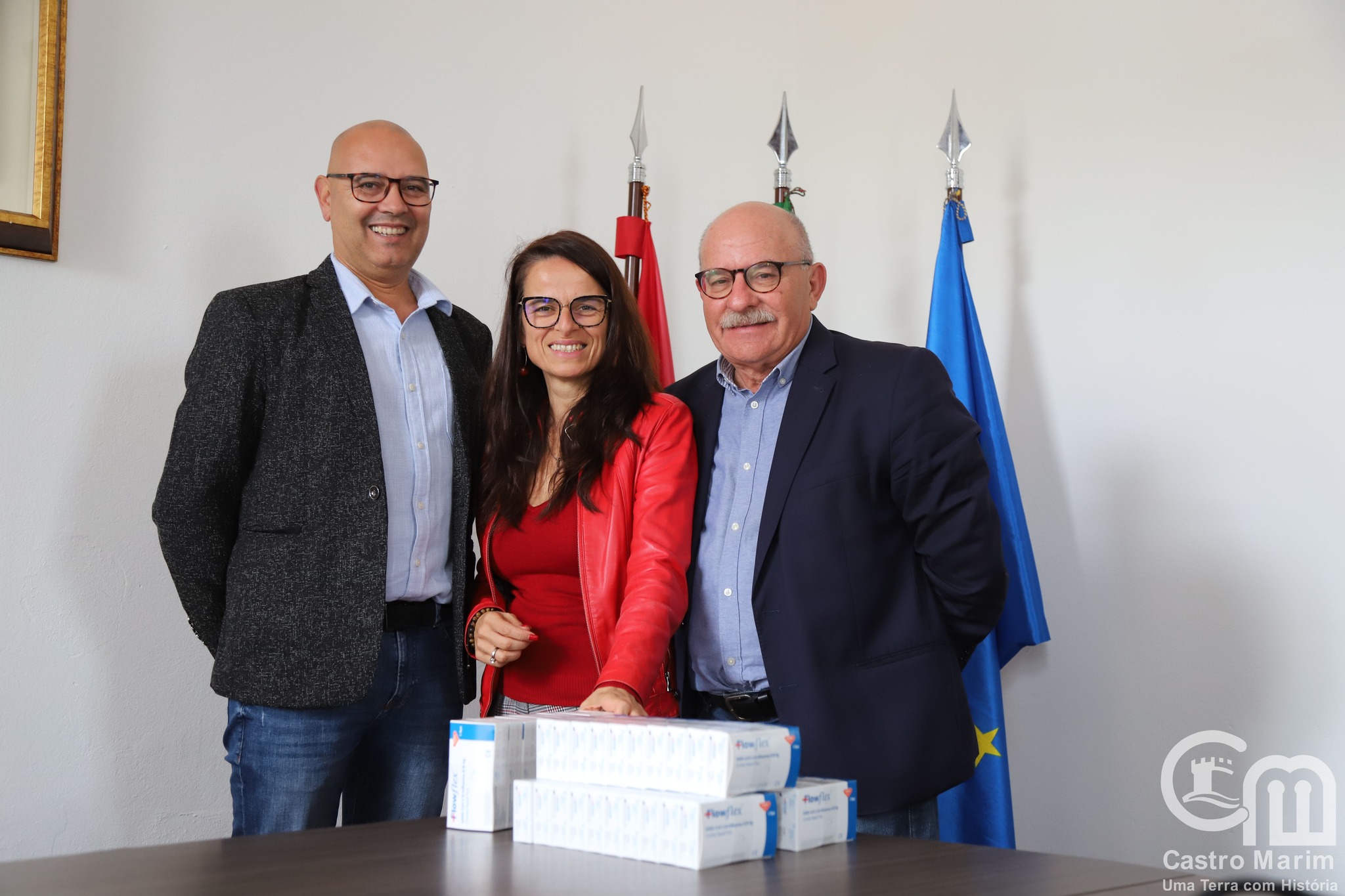 Sul Informação - Câmara de Castro Marim entrega testes antigénios de covid-19 e gripe a instituições de solidariedade social