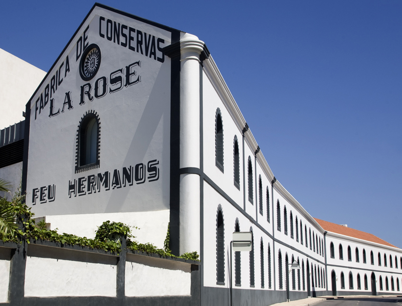 Sul Informação - Livro sobre a História da Indústria Conserveira do Algarve lançado em Portimão