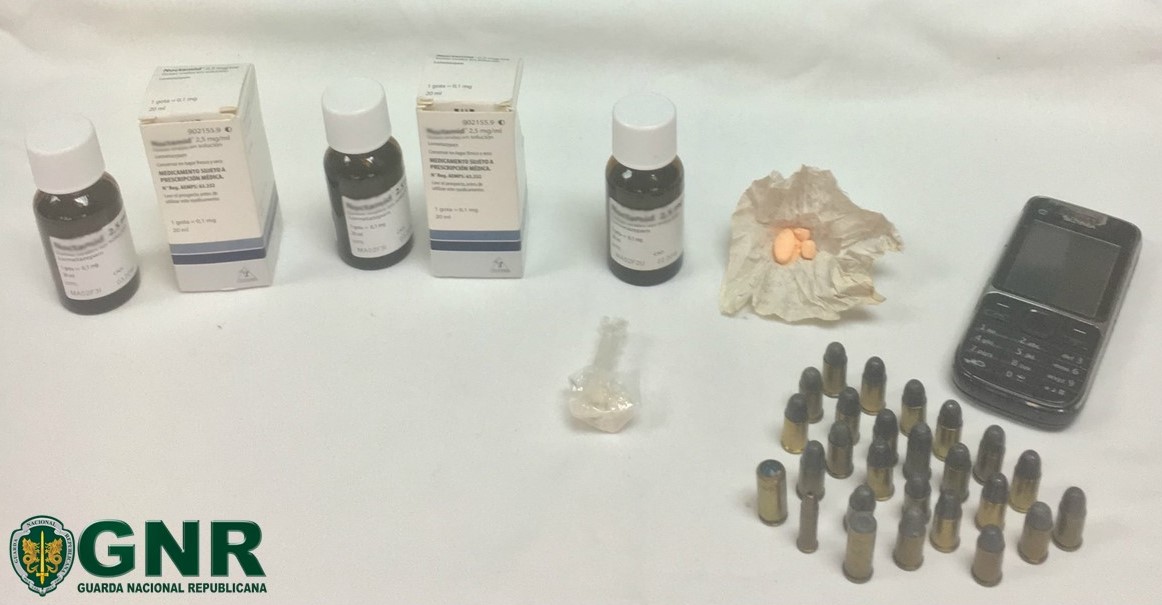 Sul Informação - GNR de Loulé prende mulher que seduzia e drogava vítimas para roubá-las