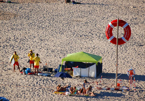 Sul Informação - Aljezur assegura vigilância das praias e acesso a utentes com mobilidade reduzida
