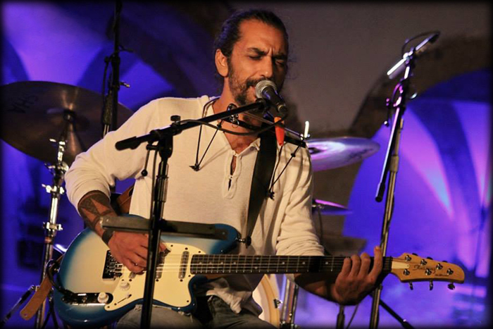 Sul Informação - Festival Acústico Alvor FM anima Alameda da República em Portimão