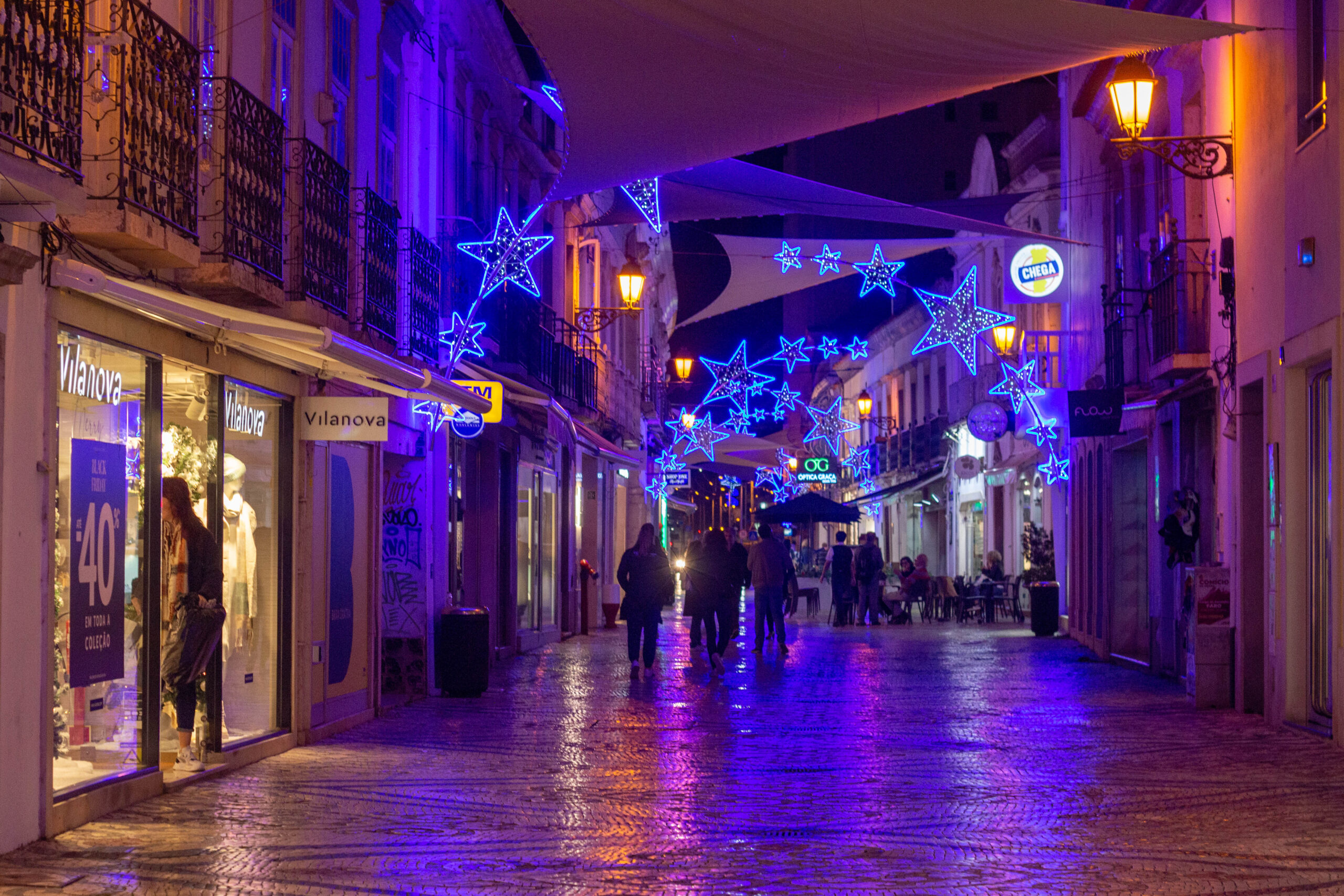 Sul Informação - Faro investe os mesmos 100 mil euros nas luzes de Natal, mas reduz tempo de iluminação