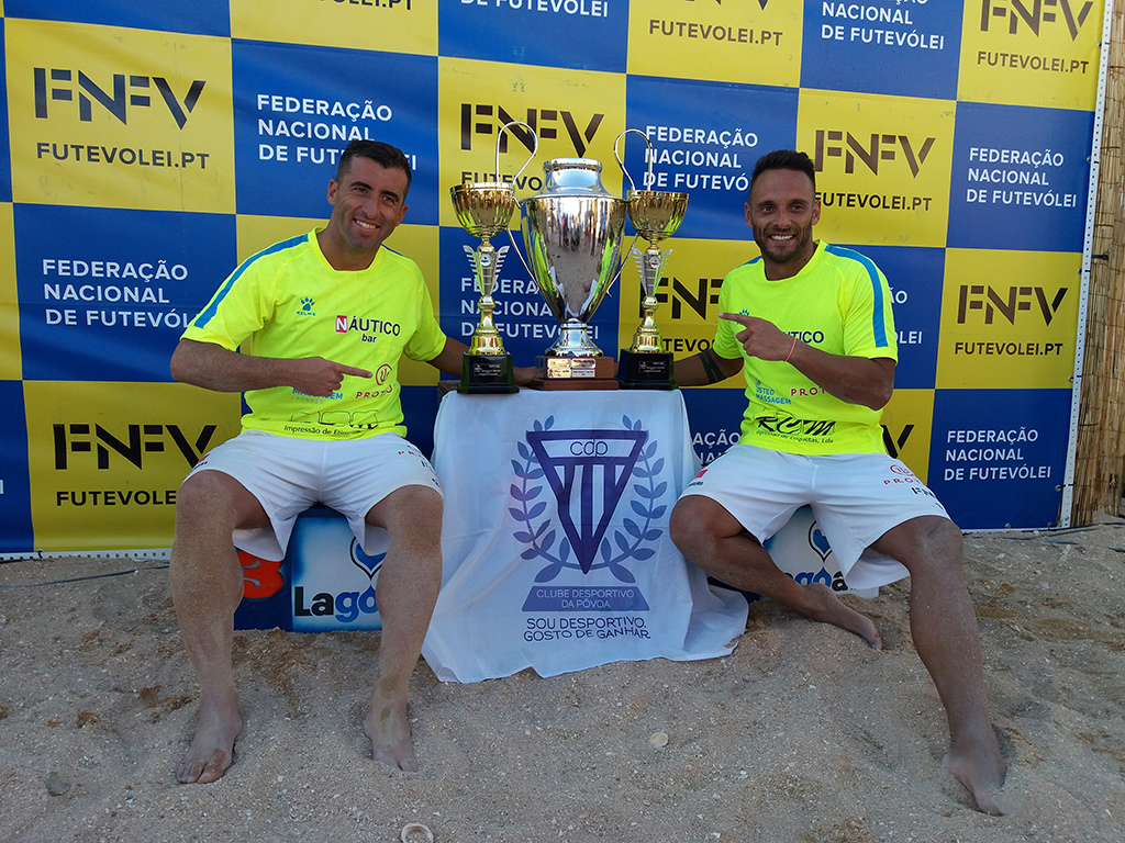Sul Informação - Nélson Pereira e Miguel Pinheiro sagram-se campeões nacionais de futevólei em Lagoa