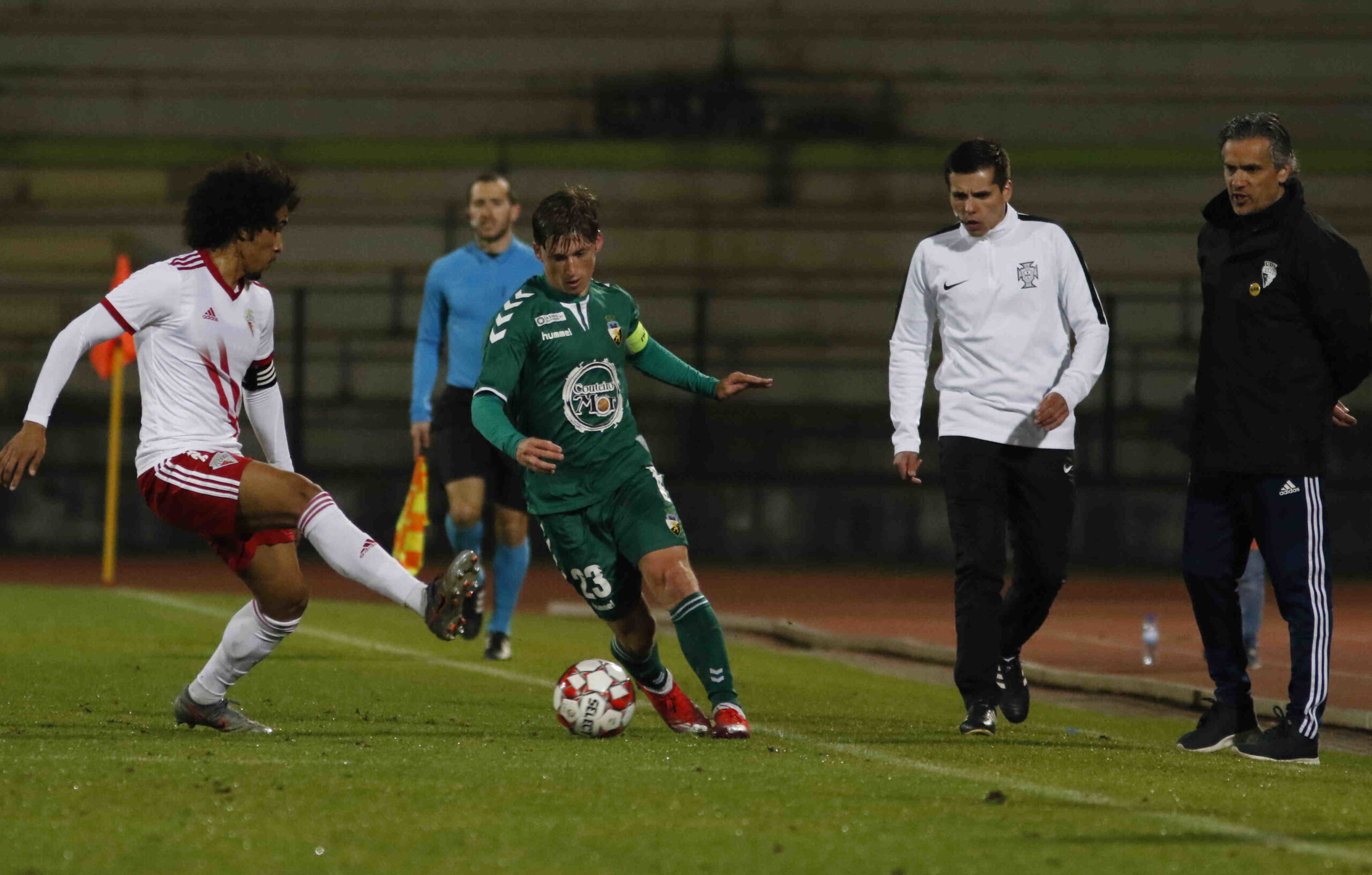 Sul Informação - Farense recupera liderança da II Liga, pelo menos até domingo