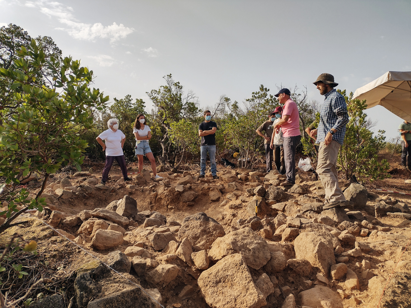 Sul Informação - Escavações arqueológicas em sepulcros pré-históricos de Monchique terminam com Dia Aberto e descobertas inesperadas