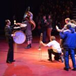 Sul Informação - Trombones, trapézios voadores e trampolins fizeram a festa do novo circo em Monchique