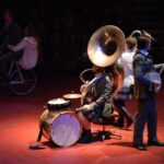 Sul Informação - Trombones, trapézios voadores e trampolins fizeram a festa do novo circo em Monchique
