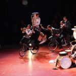 Sul Informação - Trombones, trapézios voadores e trampolins fizeram a festa do novo circo em Monchique