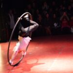 Sul Informação - Trombones, trapézios voadores e trampolins fizeram a festa do novo circo em Monchique