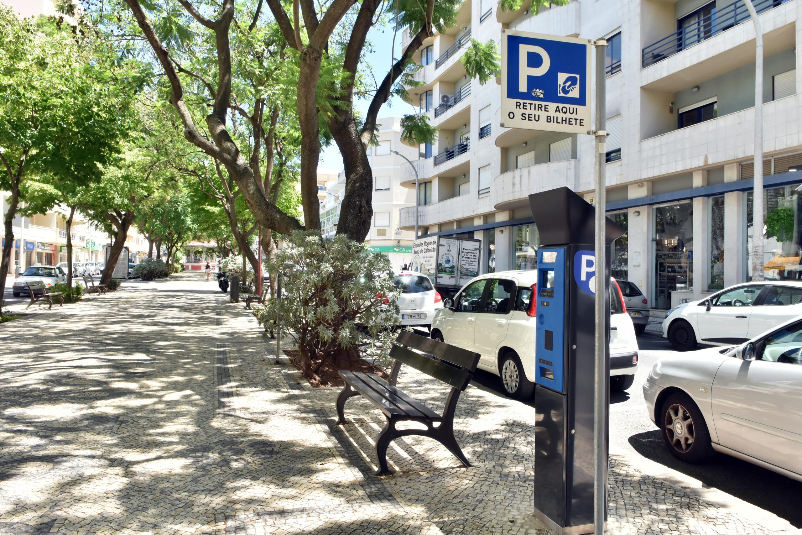 Sul Informação - Loulé vai ter mais estacionamento pago e tempo máximo no centro