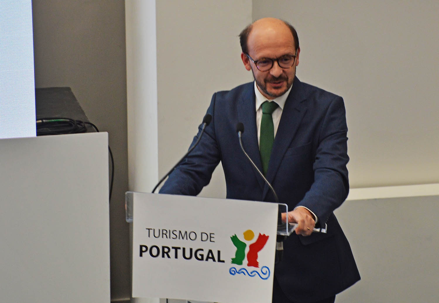 Sul Informação - O «dia feliz» da inauguração da nova Escola de Hotelaria de Portimão