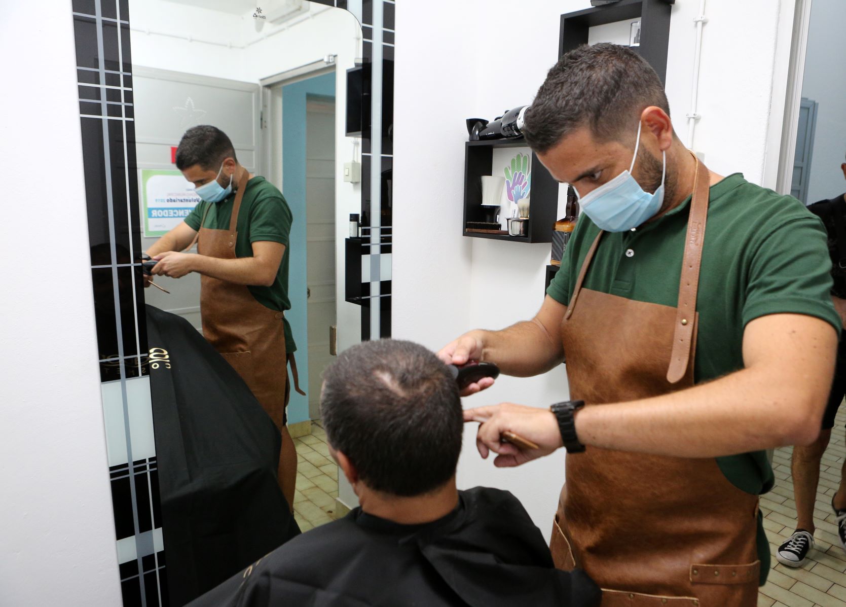 Sul Informação - Barbearia Social da Cáritas de Portimão vem elevar a autoestima dos mais carenciados
