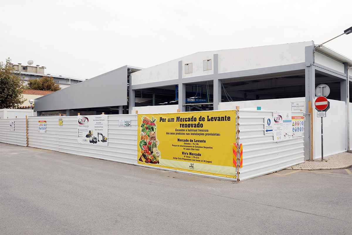 Sul Informação - Lagos: Mercado de Levante já tem nova cobertura