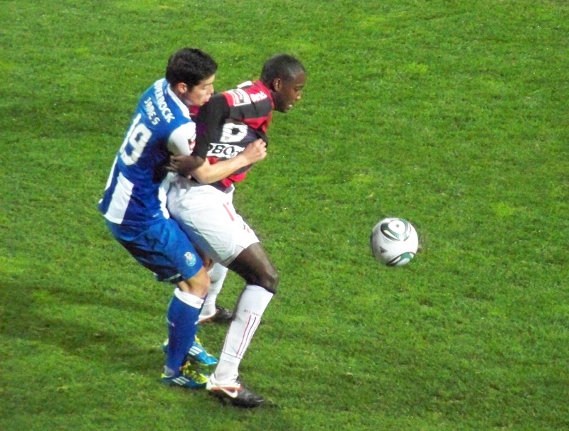 Sul Informação - Olhanense com Bracalli em grande consegue empate em casa do FC Porto