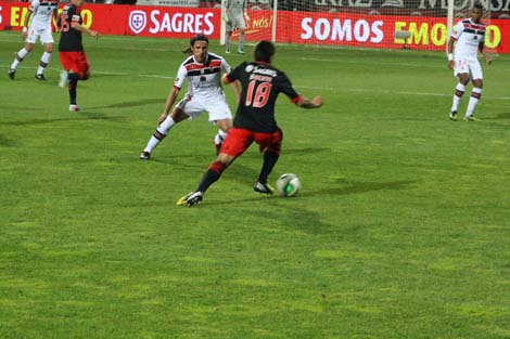 Sul Informação - Olhanense muito defensivo não evitou derrota com o Benfica