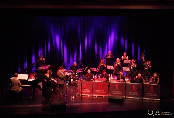 Sul Informação - Orquestra de Jazz do Algarve apresenta ritmos de Verão com Maria Anadom em Lagoa
