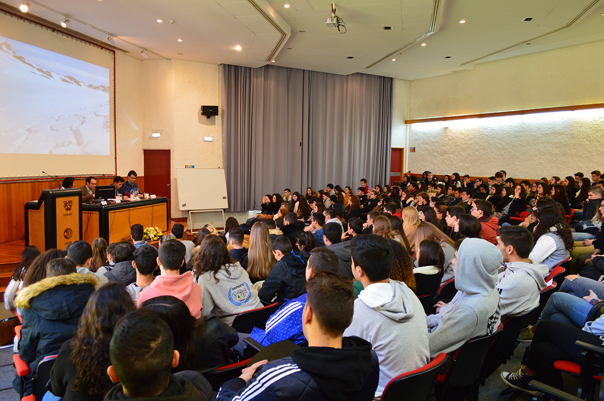 Sul Informação - Alunos da Secundária Pinheiro e Rosa debateram com deputado propostas anti aquecimento global
